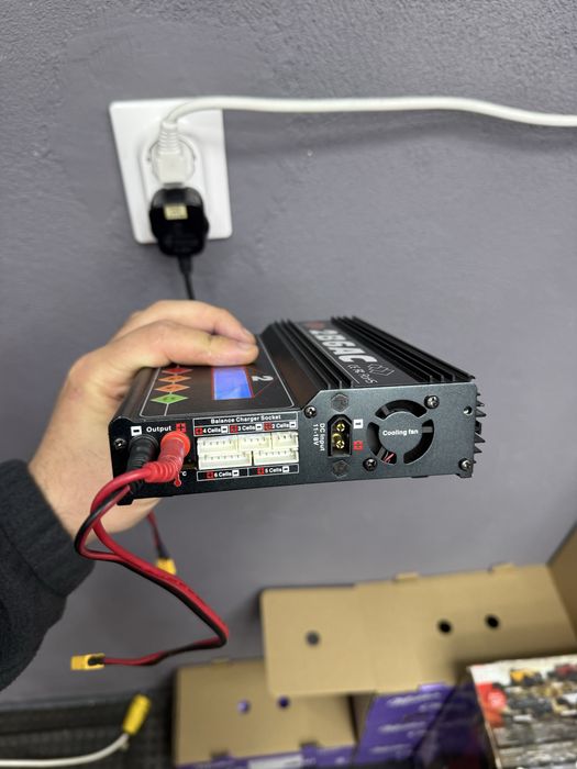 Incarcator LiPo (2s,3s,4s,6s) NiMH