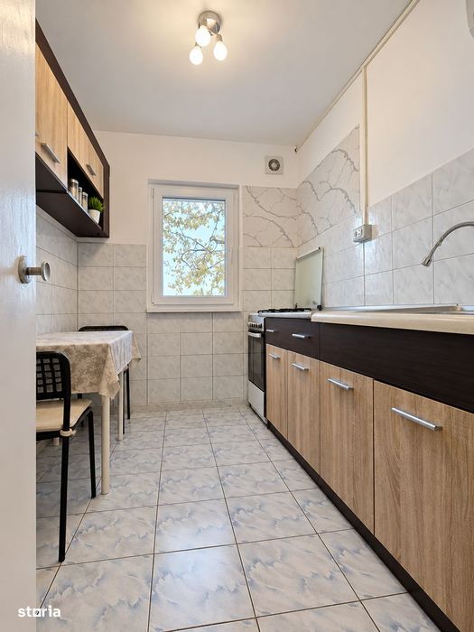 Apartament 3 camere, decomandat, etaj 2/4, Ultracentral – Mioriței