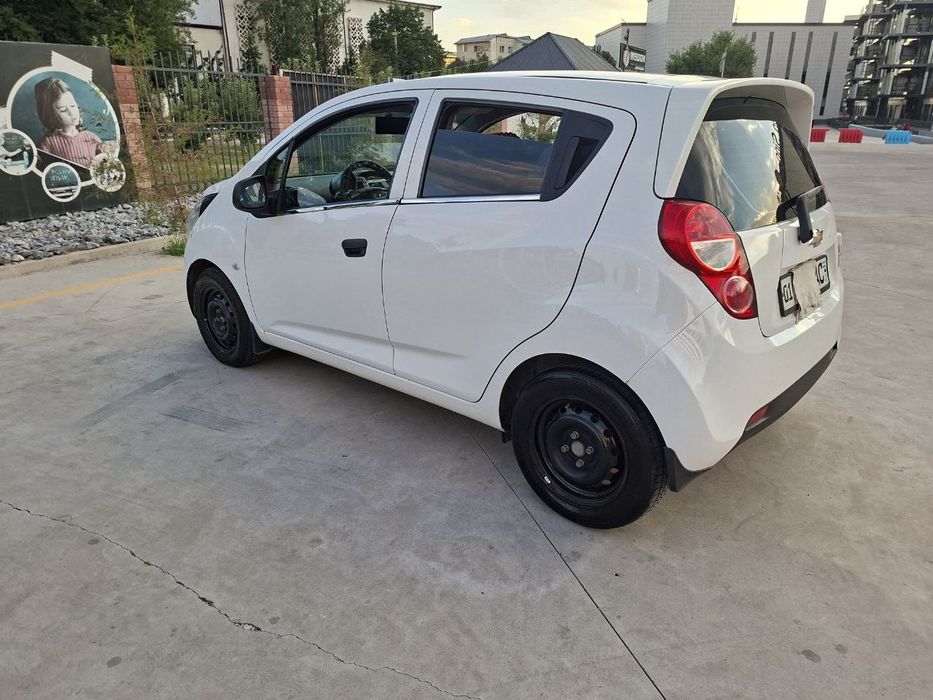 Spark   sotiladi