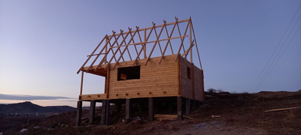 Дома,,беседки,навесы,летники-каркасные,крыши