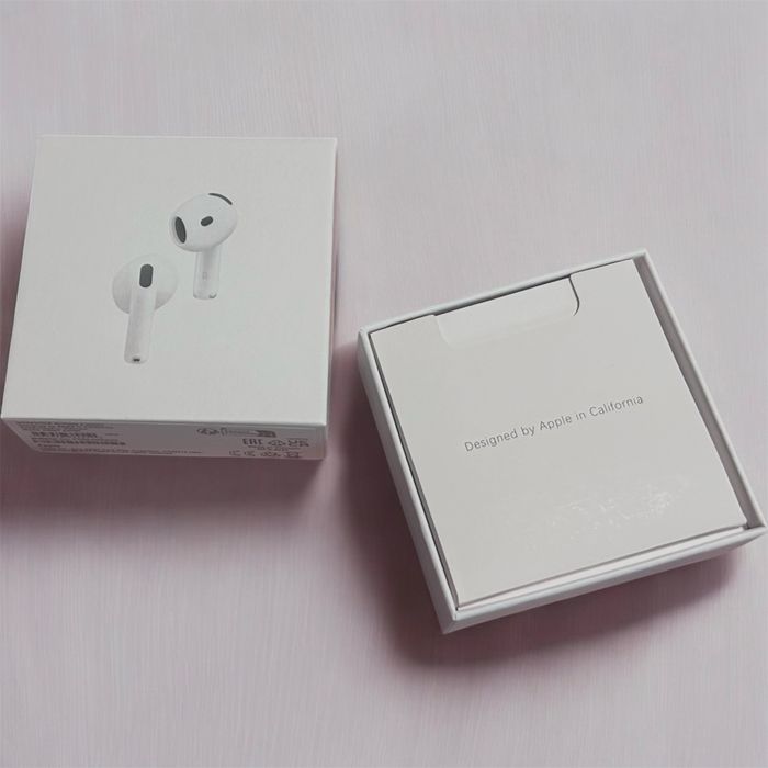 Airpods 4 in stare foarte buna