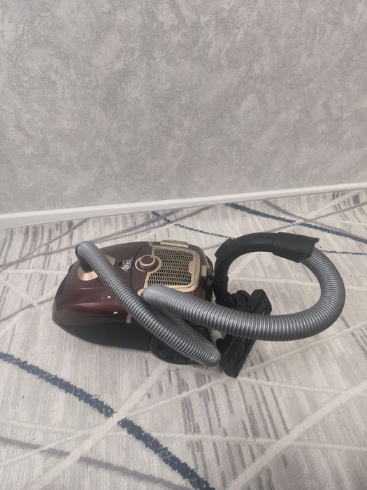 Pilisos. Пылесос