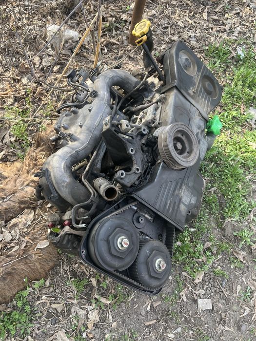 Мотор субару ej25