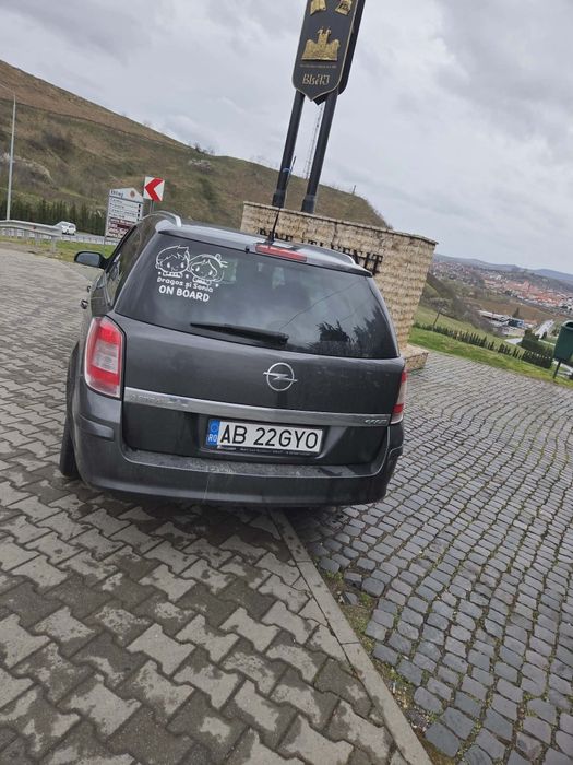 Opel Astra H Caravan