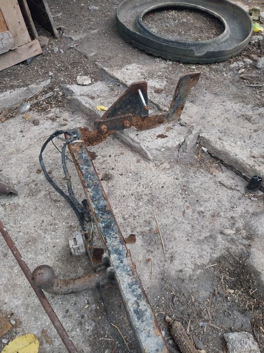 Cîlig de remorcare dacia