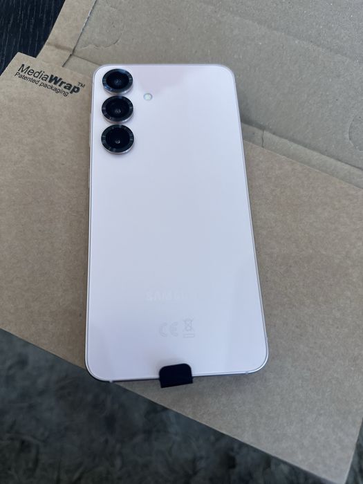 Samsung Galaxy S25*Нов