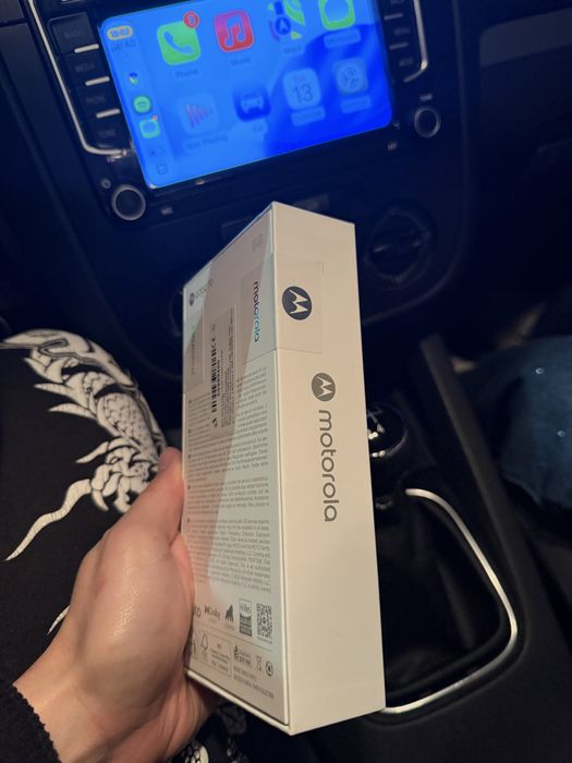 Смартфон Motorola Edge 70, 12GB, 512GB, чисто нов, неотварян