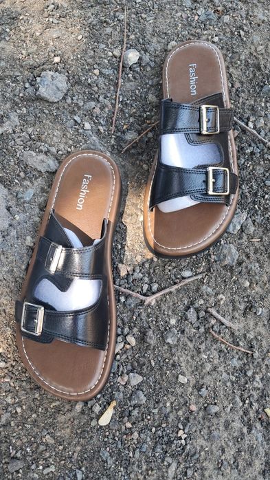 Новые тапочки 38,5 размера