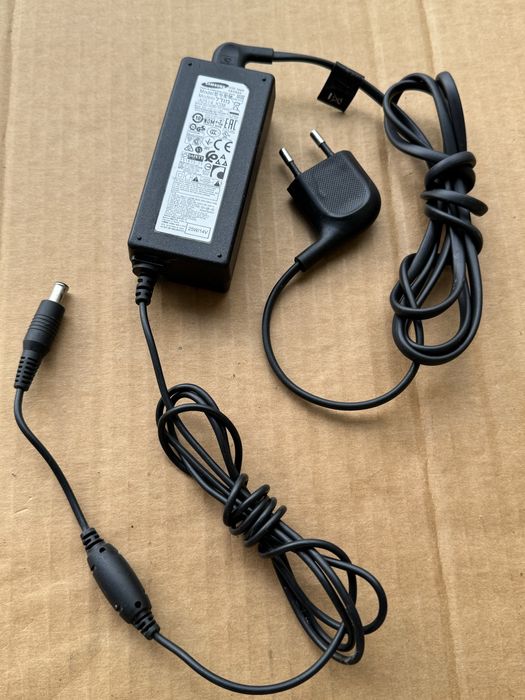 Оригинално зарядно монитор Samsung 14V 1.786A 25W , зарядно Samsung