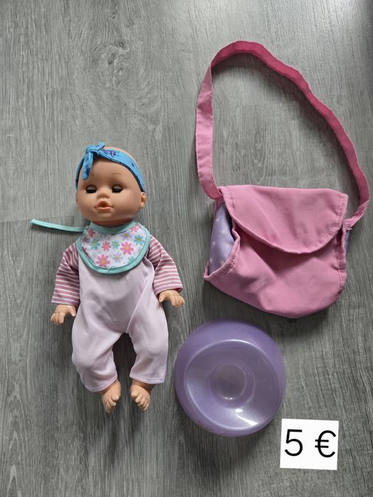 Разнообразни детски играчки