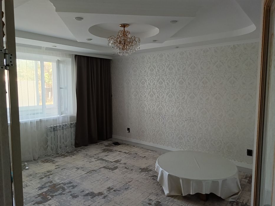 Продам 3 комнатную  квартиру