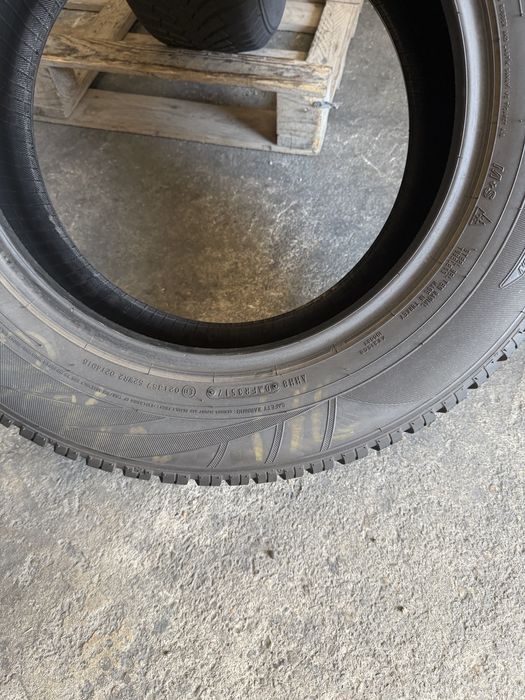 2 anvelope iarna 215/65/16 Falken 7.3 mm!