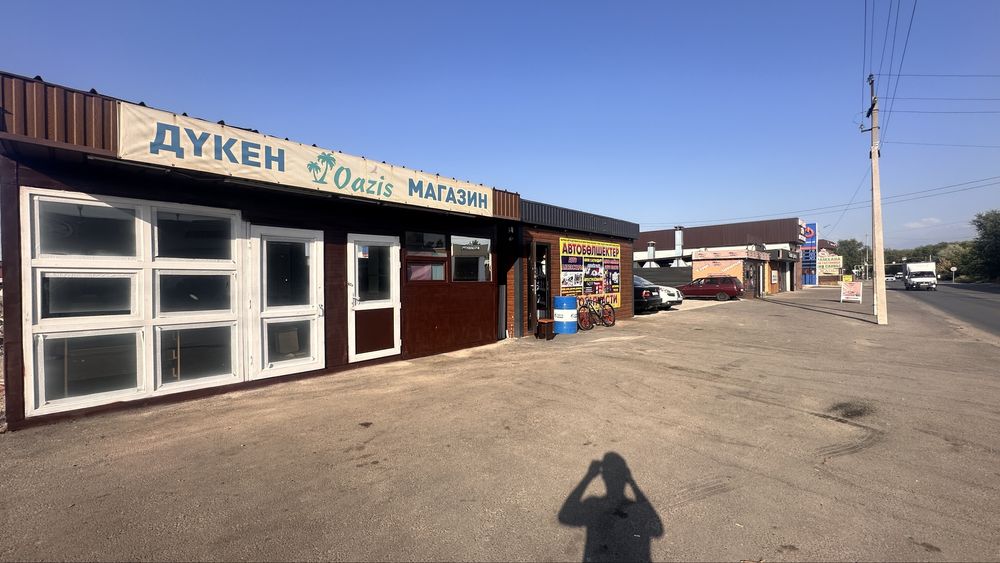 Продам магазин киоск в первой линии