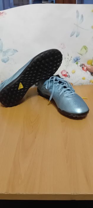 Нови стоножки Adidas Messi