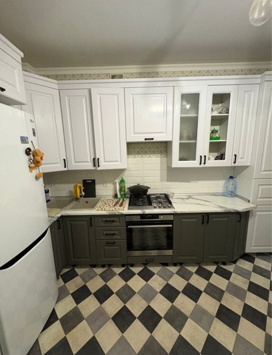 Продам 2 ком квартира  Батыс-2