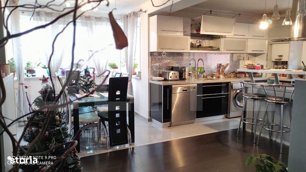 Apartament cu 3 camere 96 mp si  parcare, Buna ziua