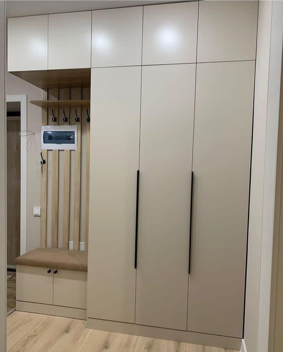 Mebel buyurtma asosida ishlab chiqazamiz narhini kelishamiz.