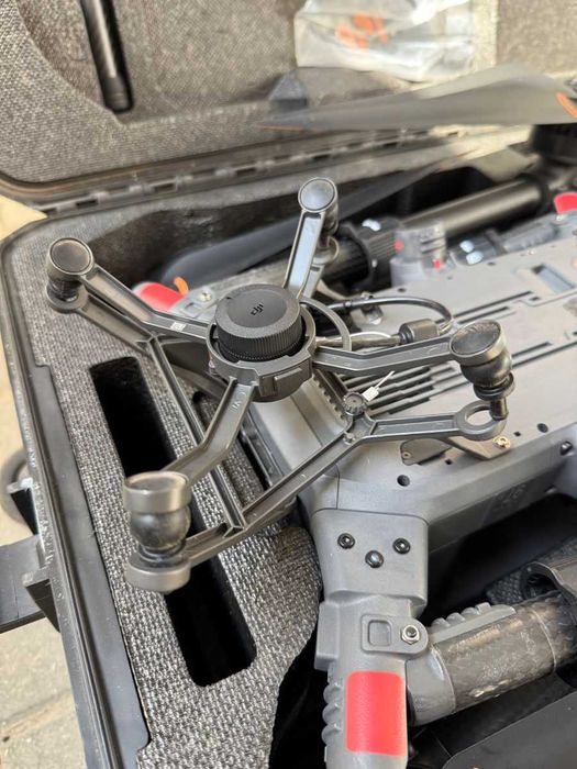 Drona DJI Matrice 350 RTK