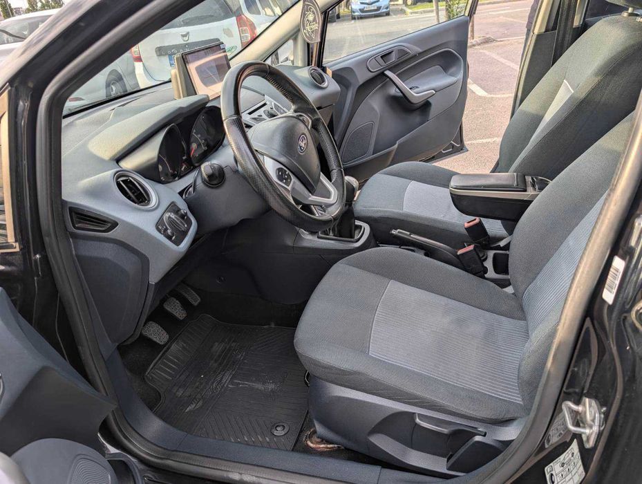 Vand Ford Fiesta