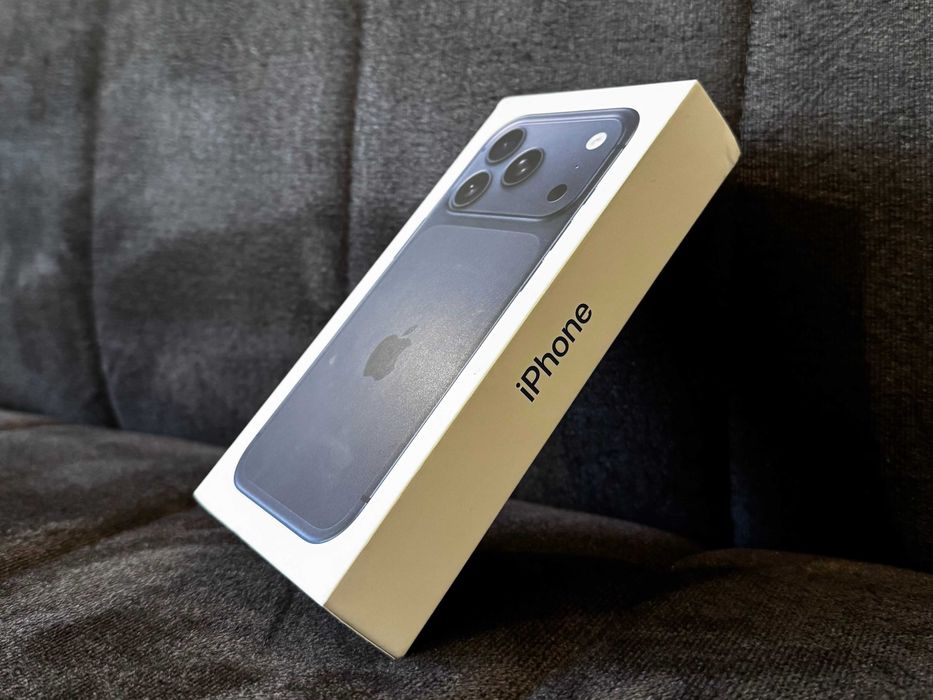 ЧИСТО НОВ! iPhone 17 Pro Max - 256GB Deep Blue - ГАРАНЦИЯ!