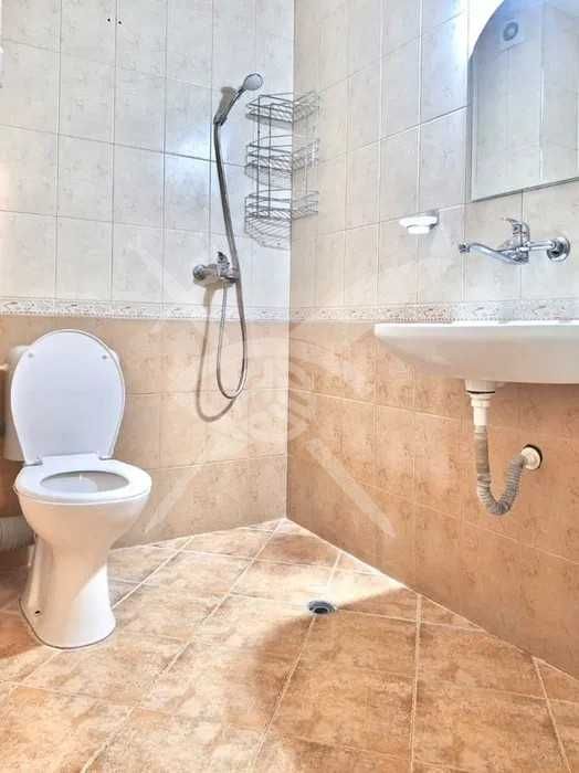 Дава се под наем Двустаен апартамент в Бургас, Възраждане - 57 кв.м за 124320 € - Снимка #3