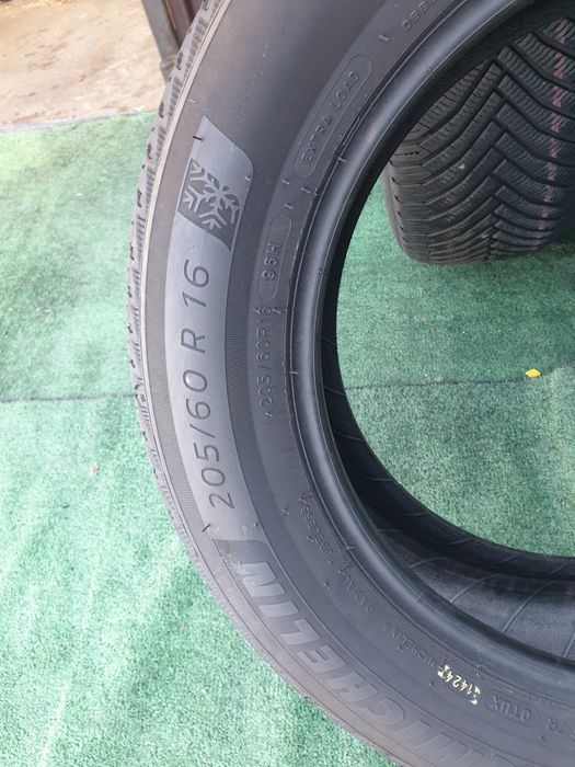 205.60.16 2x Michelin 2x Bridgestone m+s