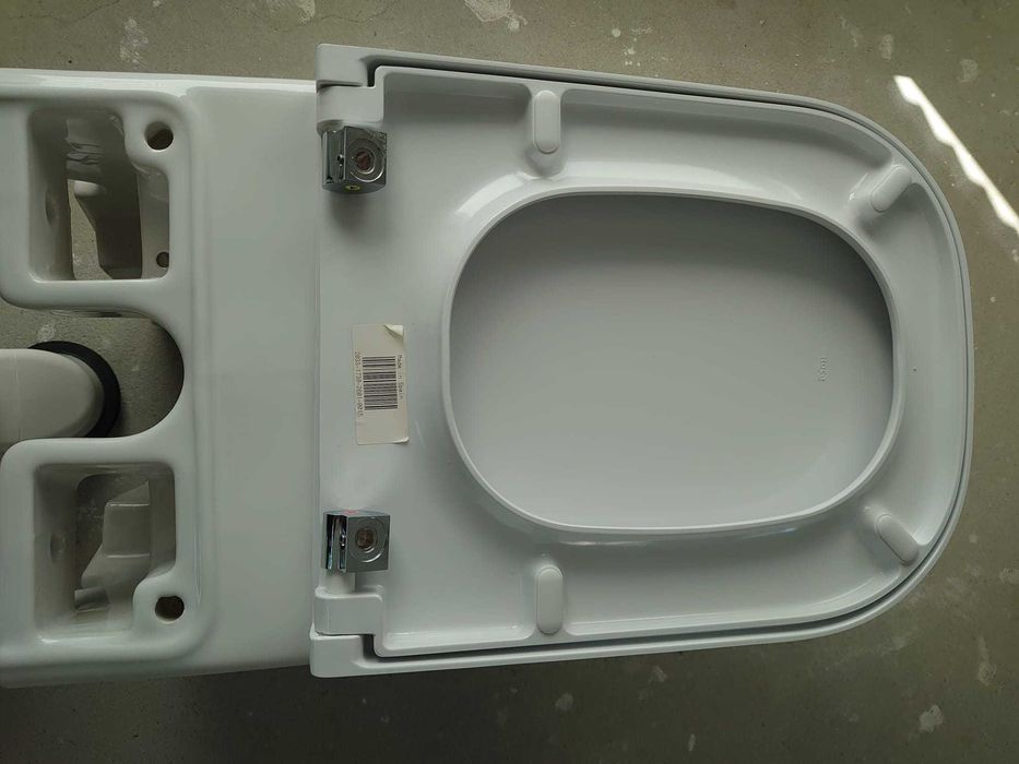 Set wc Roca The Gap back to wall Rimless de vânzare 1000 lei, nou