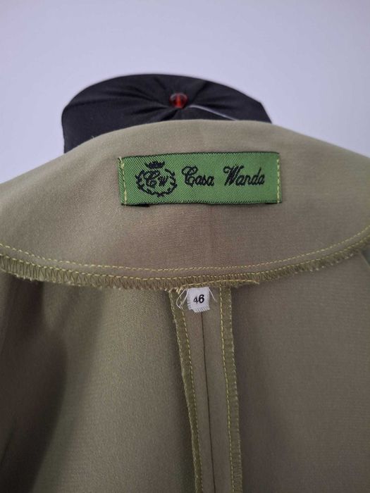 Costum Elegant cu Imprimeu Floral-OFERTA IN DESCRIERE-marime[L-XL]