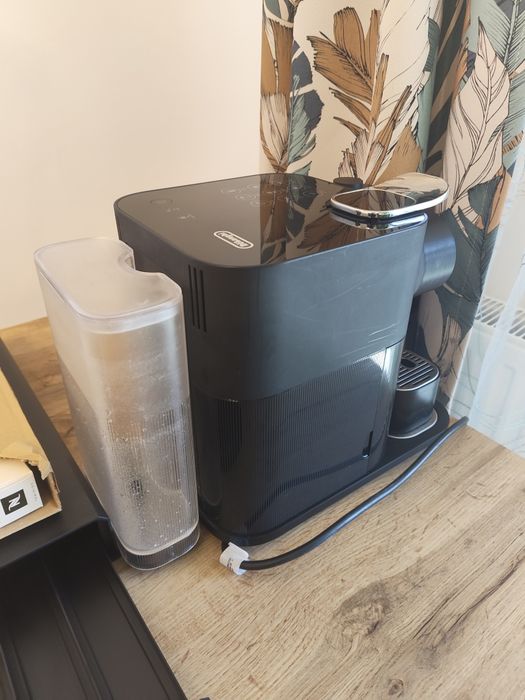 Nespresso Gran Lattissima Negru + pahar nespresso
