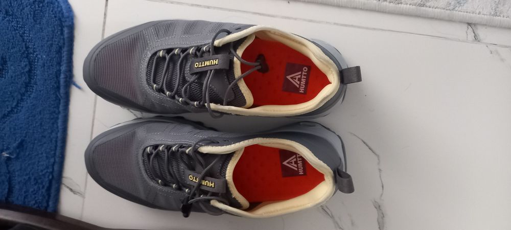 Кроссовки новые HUMTTO