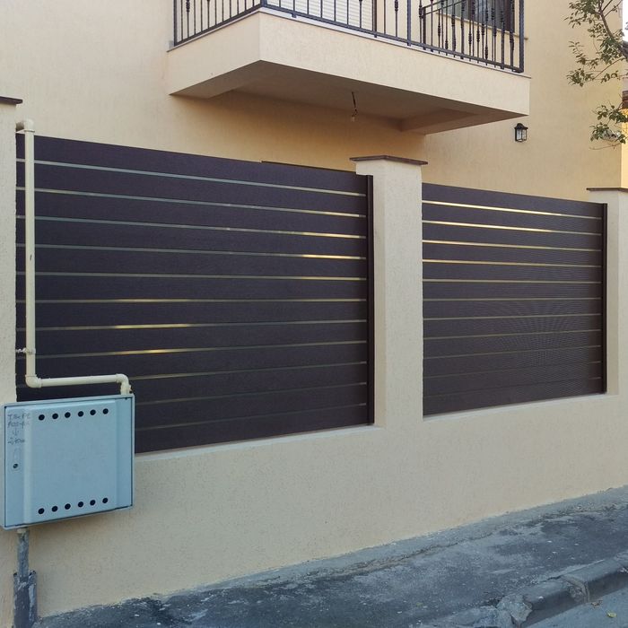Construim garduri si porti din sipca metalica, panouri stil jaluzele,