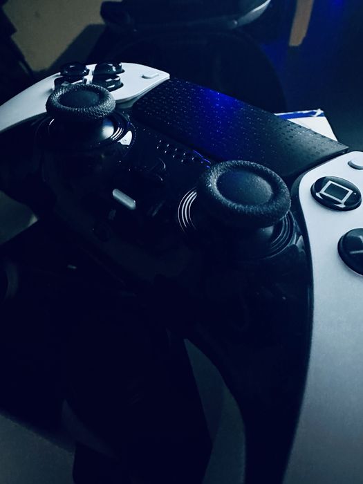 Джойстик Sony DualSense Edge за PS5 – Топ състояние, с гаранция!