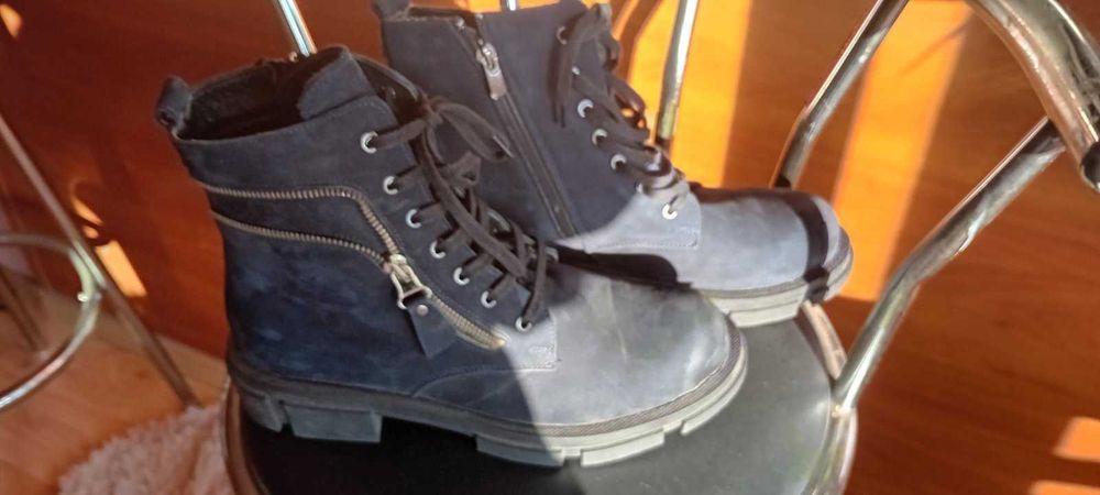 Зимни дамски боти, тип кубинки