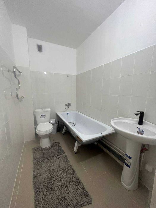 Продам 2-ю квар р-н КСК Срочно