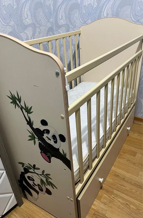 Манеж ,б/у,матраспен