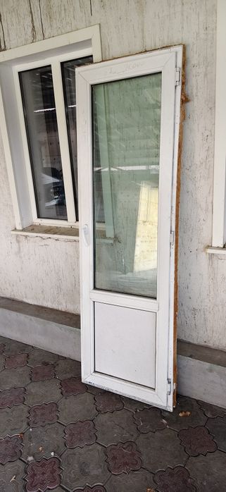 Дверь 67/206 пластик