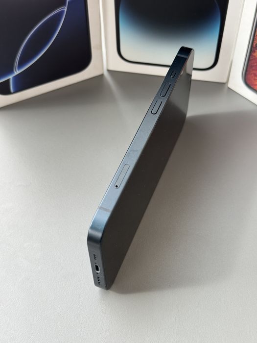 iPhone 14 128 GB Midnight