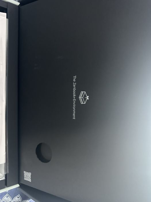 Лаптоп ASUS Zenbook 14