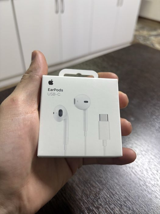 Продаю провадные наушники