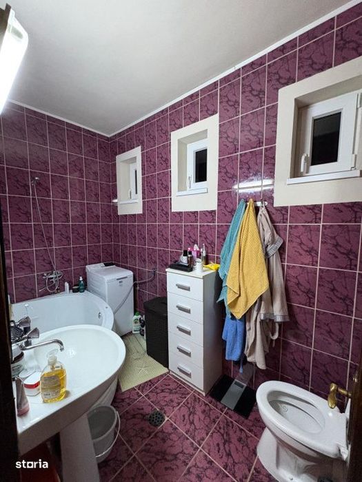 Apartament 3 camere, 82.80 mp, zona Centrala