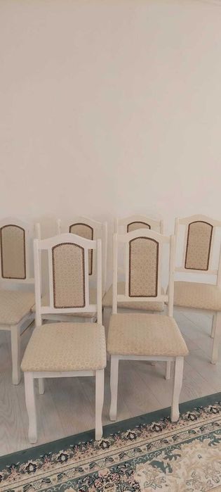 Продам стулья для гостиной или кухни