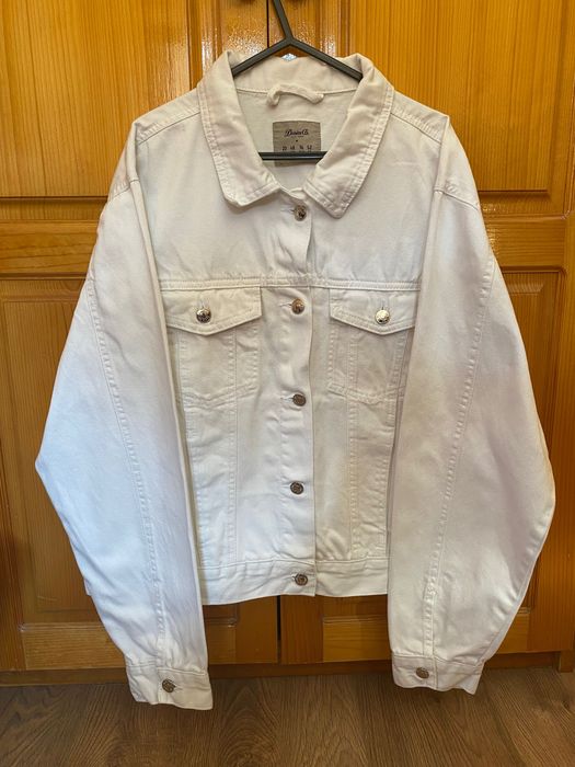 Чисто ново дамско дънково яке