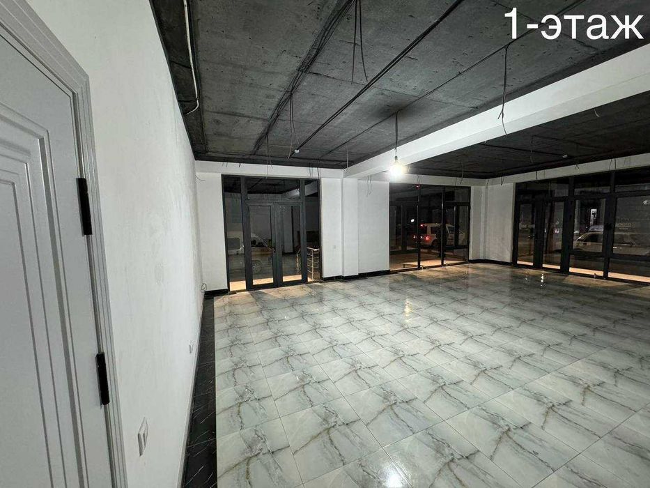 Продается отдельно стоящее здание 400м2 Ул. Мунаввар 3этажа +подвал