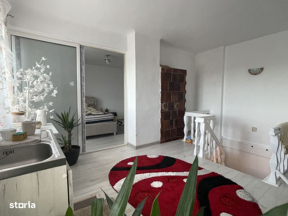 Casa spatioasa cu 5 camere