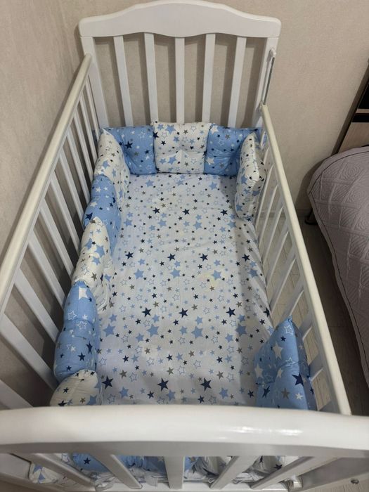 Детская кроватка