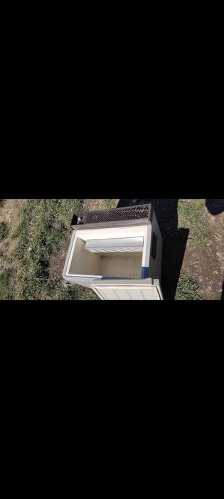 Газов Хладилник  Elektrolux на 12 волта и 220 волта.