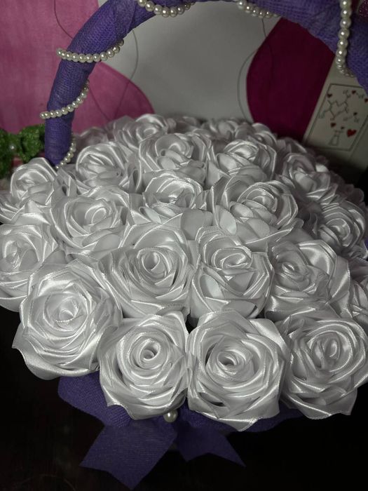 Цветы из атласной ленты