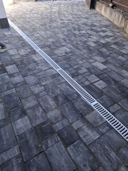 Execut lucrări de pavaje