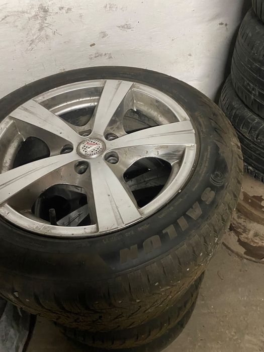 Зимние шины 205/55R16