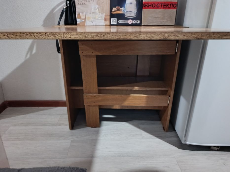 Продам раскладной стол-книжка
